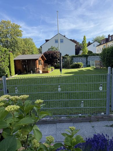 Affascinante, spaziosa casa unifamiliare in posizione centrale a 65779 Kelkheim Münster – Garten 1.2