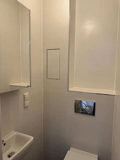 1 möbliertes Zimmer in renovierter 4-Zimmer-WG in Berlin-Spandau – WC