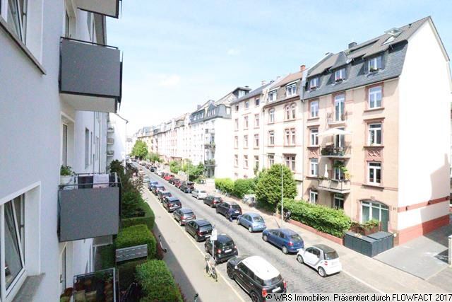 WRS Immobilien - 1 Zimmer Wohnung in Bornheim mit Balkon und Kochnische - Erstbezug nach Sanierung – Blick vom Balkon - Bild 1