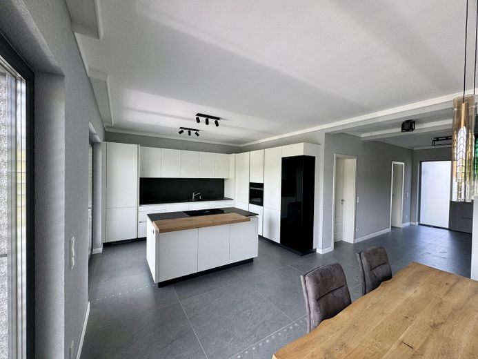 Hochwertige Einbauküche