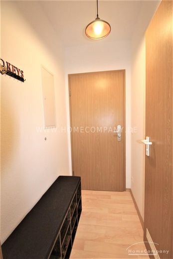 2763533 HomeCompany Dresden ड्रेसडेन कॉशुट्स/गिटरसी में बालकनी वाले 1-कमरे के अपार्टमेंट की बिक्री/पैकेज – 8b78ef351fee6b4de9899962c53fd8f8e8078dea.jpg