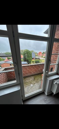 Moderne 4-Zimmer-Wohnung mit Balkon und offener Küche in Schönberg – Foto 9
