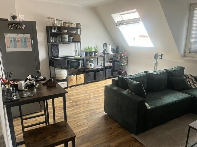 Wunderschöne 2-Zimmer Dachgeschoßwohnung in der Innenstadt – Wohnen