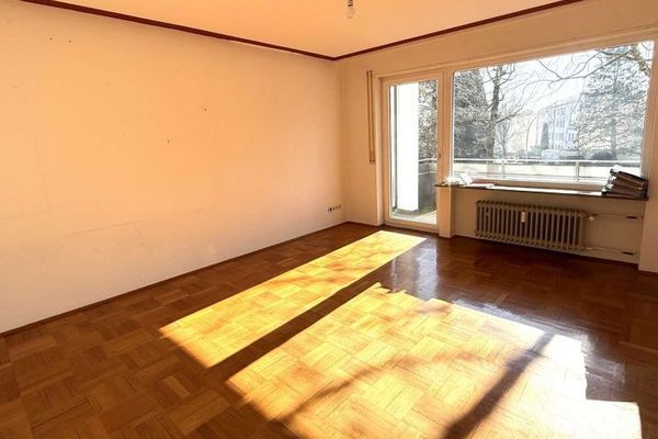 Sonnige sofort, beziehbare 3 1/2 Zimmer Wohnung in ruhiger Wohnlage in Ravensburg