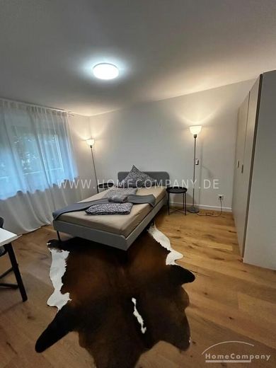 Appartement moderne meublé de 4 pièces à Allach – bc2608509bbf441c88e884556b8e5994f0afd723.jpg