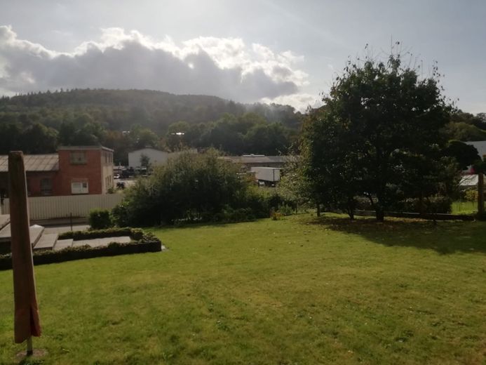 Eschershausen, dom dla 3 rodzin – Foto 9