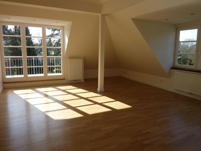 Exklusive 3,5-Zimmer Maisonette-Wohnung mit zwei Balkonen in Hamburg – Zdjęcie 7