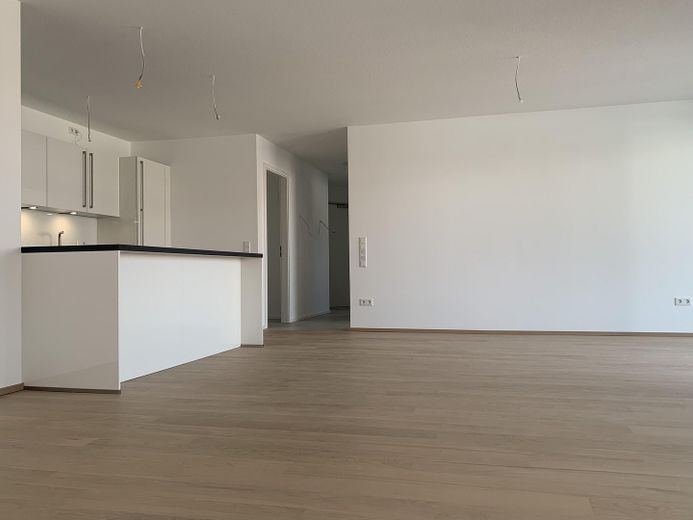 Exklusive 3-Zimmer-Wohnung (Bj. 2020) am Schöntalpark – Foto 3