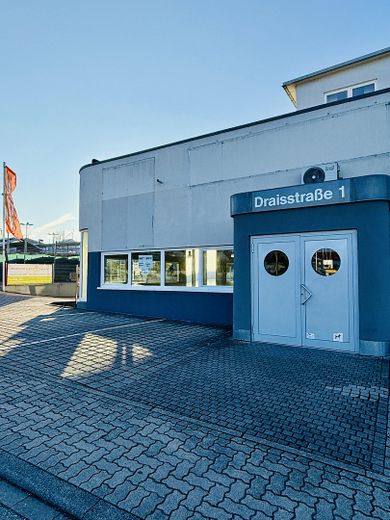 Loftartiges Ladenlokal - stylisch und hochwertig ausgestattet in Karlsbad - Langensteinbach – Haupteingang