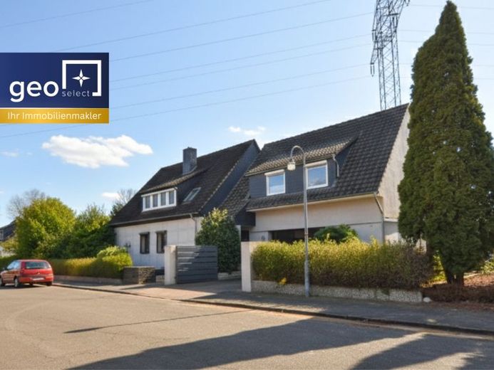 Aumund | ¡amplia y cuidada casa bifamiliar con jardín bien cuidado! – Foto 1