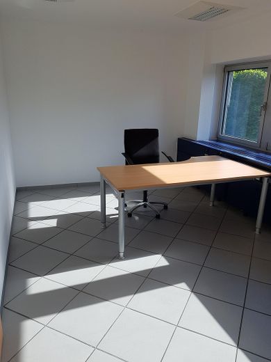 Kleine Bürofläche, Homeoffice-Ersatz sofort verfügbar – Büro 2