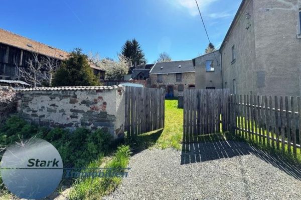 ¡Estupendo! Encantadora casa de campo con gran parcela y anexos