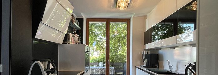 Luxuriöse 5 - Zimmer Wohnung in Furth bei Landshut – EG Küche 