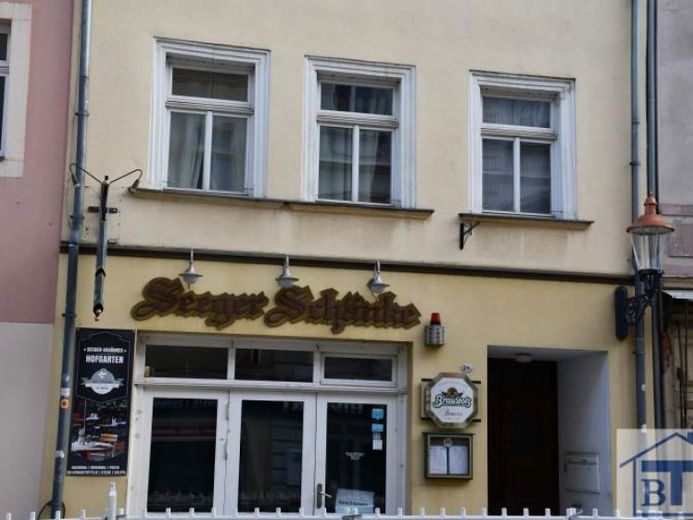 Charmantes vormalig stadtbekanntes Kultlokal in der Innenstadt – Foto 1