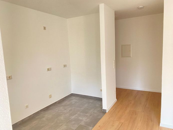 Ein Zimmer Wohnung zu vermieten – wohnzimmer