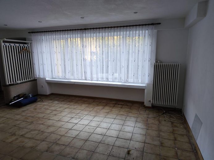 Ex locanda di campagna immersa nel verde – tanto spazio per le proprie idee – Foto 10