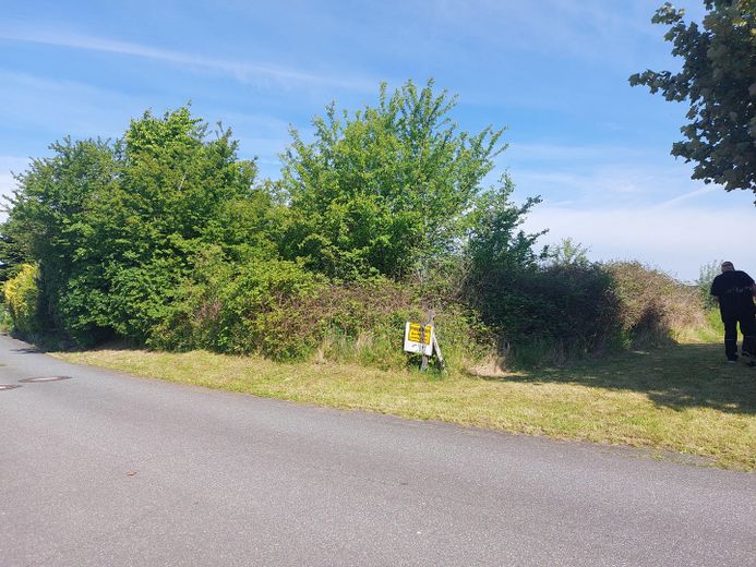 Leben am Meer - Großes Baugrundstück in Westerholz – Grünanlage Eingang