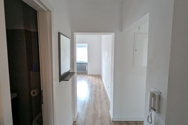 Luminoso appartamento di 2,5 locali di 68 m² in posizione centrale a Bonn – disponibile da subito