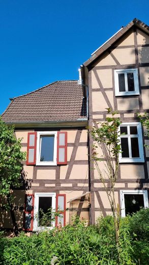 Herrschaftliches ehemaliges Pfarrhaus, Anno 1801 – Denkmal, Fördermöglichkeiten & Steuervorteile – Ansicht vom Garten aus