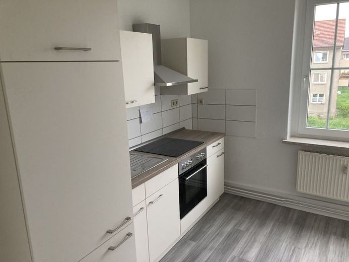 Gemütliche 2 Zimmer in Roßlau - inkl. Einbauküche! – फोटो 1