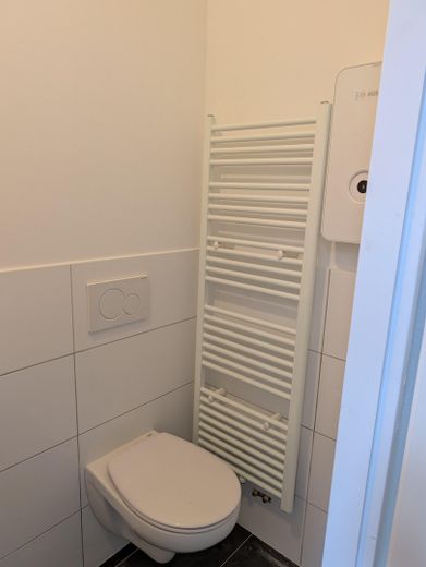 Ankastre mutfaklı aydınlık daire – Tadilat sonrası ilk kullanım – Bad