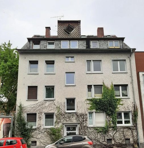 Stilvolles renoviertes Single-Apartment mit Altbau-Charme – Provisionsfrei! – Haus Vorderseite
