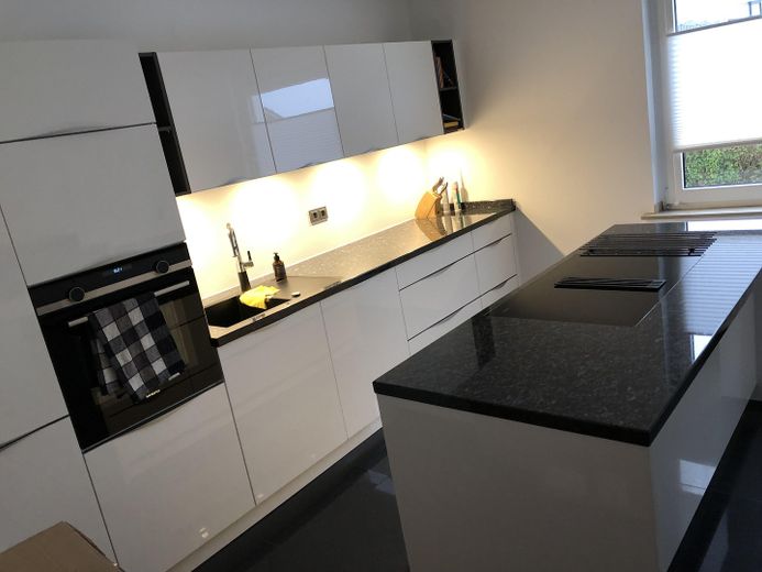 Attraktives Anlageobjekt in Wermelskirchen: Einfamilienhaus plus Anbau mit 2 Wohnungen – Foto 12