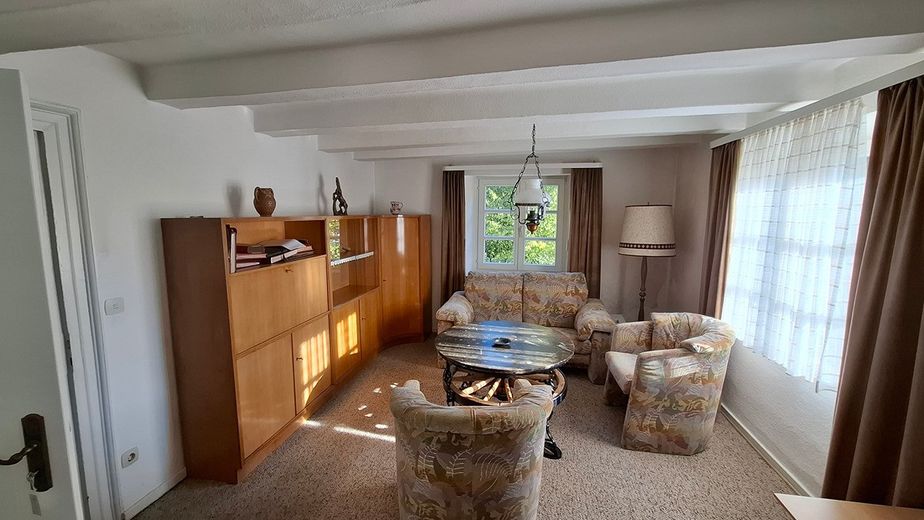 Besonderes Haus mit Geschichte in Dorf mit Ausblick – Foto 10