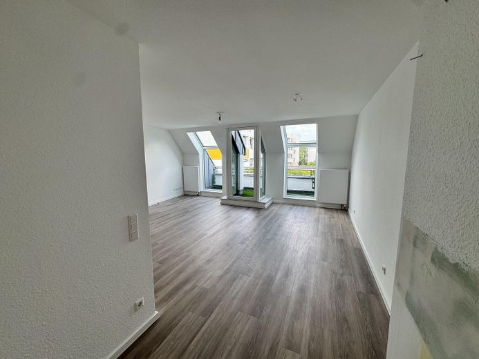 Komfortable Stadtwohnung mit Aufzug – Wohn-/Essbereich
