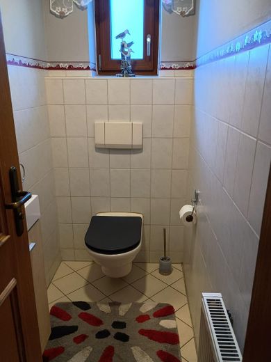 Zweifamilienhaus in ruhiger Siedlungslage in Dingolfing – Foto 1