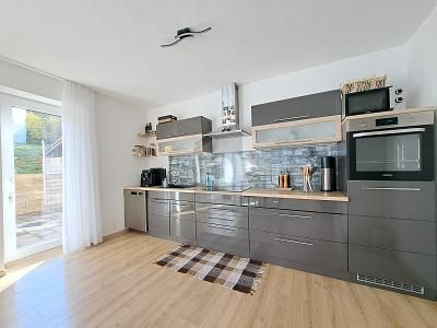 ENERGIEEFFIZIENTE DOPPELHAUSHÄLFTE IN RUHIGER LAGE – 1763048948_dd83e9.jpg