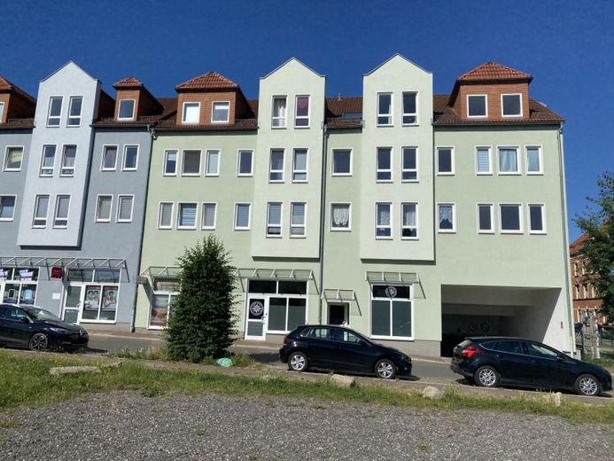 Gepflegte 2-Raum Wohnung mit Balkon und Tiefgaragenstellplatz in zentumsnaher Lage! – Foto 1