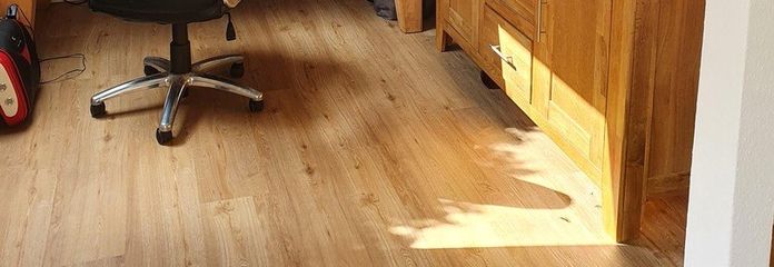 Arbeits- oder Kinderzimmer