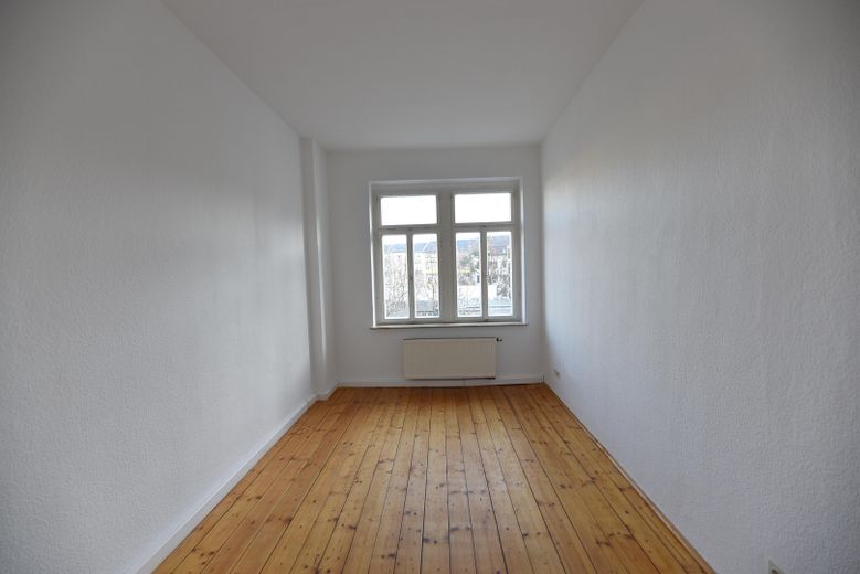 Johannstadt, Nähe Medak, Schöne 4-Raum-Wohnung mit Dielenfußboden und Balkon – Zimmer 3