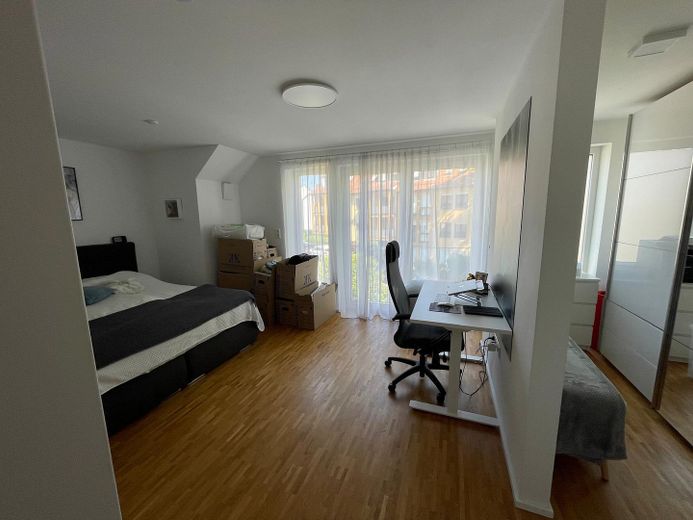 Schlafzimmer inkl. Ankleide