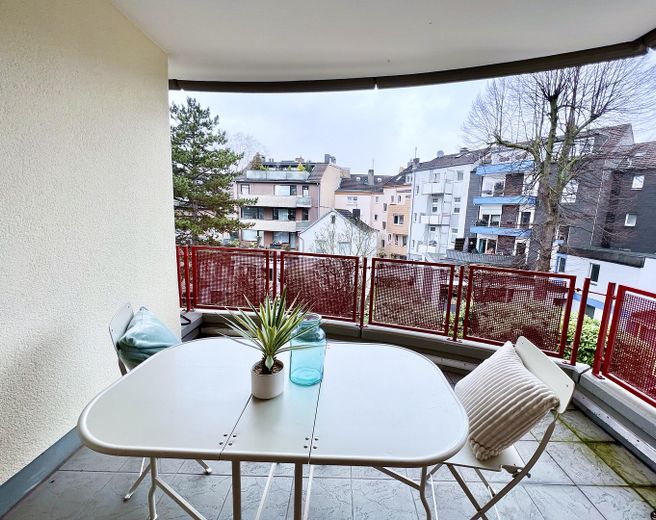 रेटिंगेन सिटी में सुंदर सुसज्जित अपार्टमेंट – Balkon