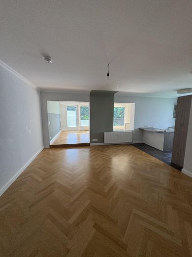 125qm 3-Zimmer Wohnung mit großer Terasse im grünen Niendorf – Foto 3