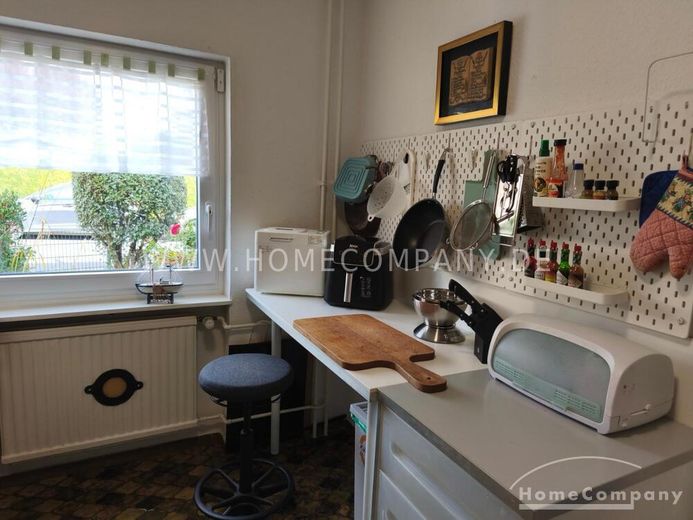 Rosbach-Rodheim AG8072766 – Eşyalı, tam donanımlı sıra evin köşe dairesi – f72826c53c4a21ed2a3ac6e6e32af8e768edb99c.jpg