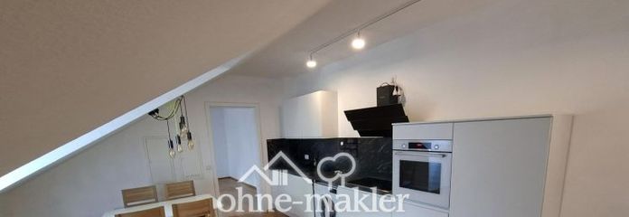 Moderno appartamento mansardato con 2 locali a Fürth | Cucina componibile | Ascensore | Garage sotterraneo | Anno di costruzione 2021