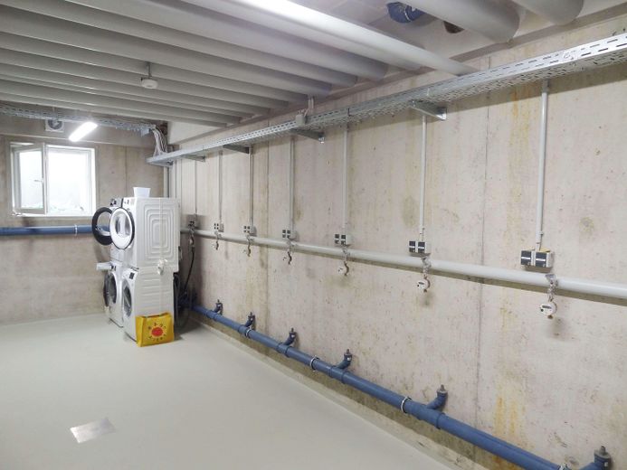 Nieuwbouw, eerste bewoning: hoogwaardige 2-kamerwoning op toplocatie in de Klosterhof in Ulm-Söflingen – Wasch- u. Trockenraum