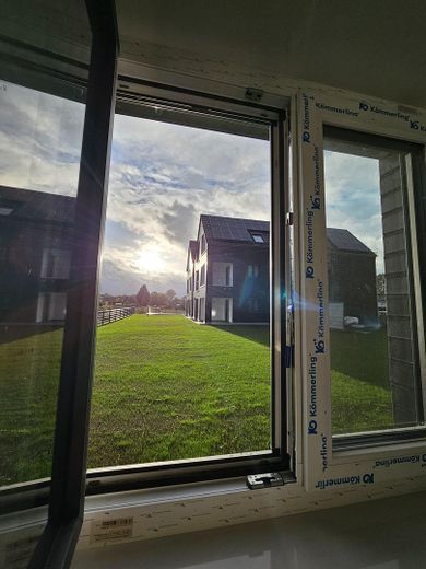 Blick zum Nachbarhaus