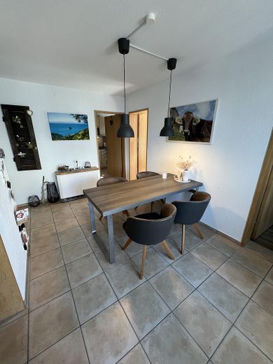 Bellissimo appartamento di proprietà di 3,5 locali con 2 balconi – Foto 4