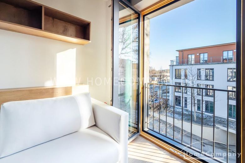 26502 HomeCompany Dresden Möbliert/Furnished Studio Apartment in Dresden-Strehlen max. 1 Person – da93e53453c7fa46c1ecdb54a5501c10fc6a35a3.jpg