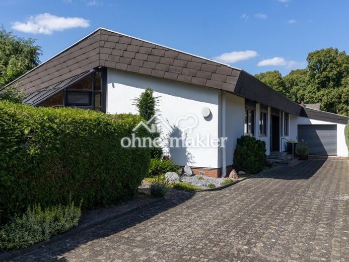 modern gestalteter Bungalow – Foto 1