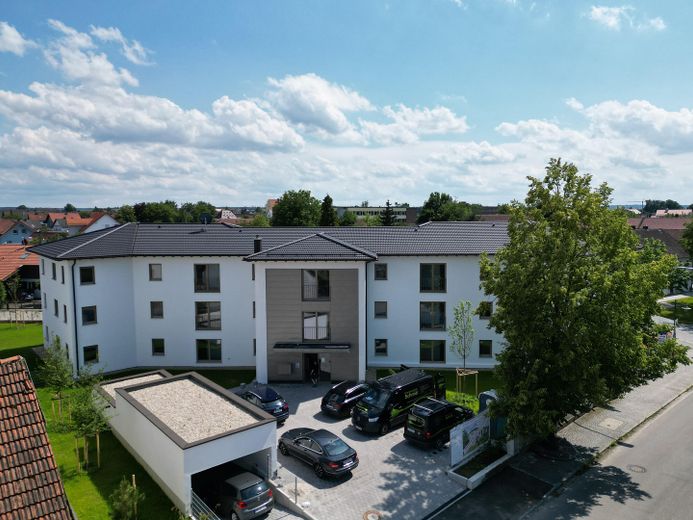Moderne 2-Zimmer-Erdgeschosswohnung mit 34 m² Garten, Tiefagarage, Aufzug und Glasfaseranschluss,. – Foto 1