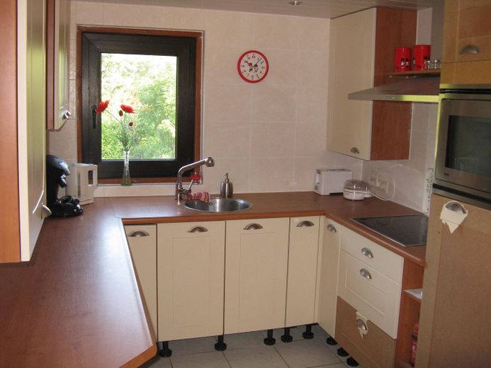 منزلان لقضاء العطلات في إيفل – Küche im Gelbe Haus