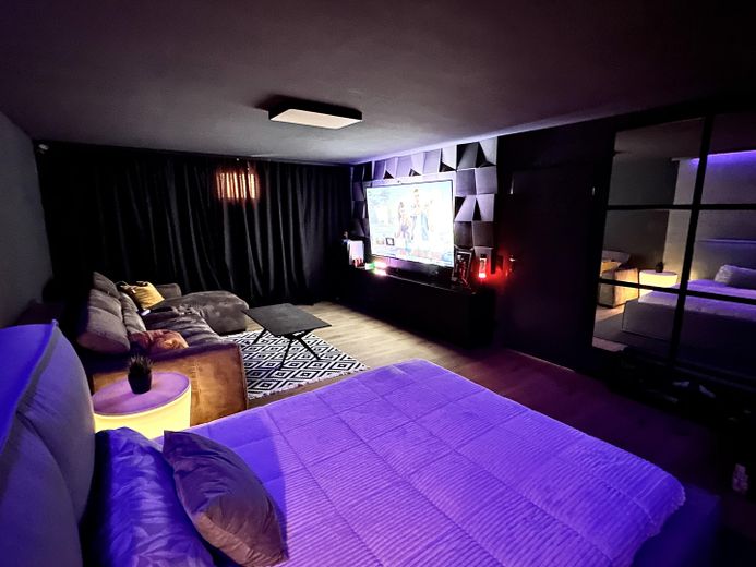 Männerhöhle/Gästezimmer UG