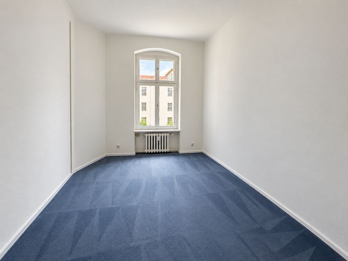 Altbaujuwel in Charlottenburg – 4 Zimmer, Balkon & Aufzug nahe Ku’damm – Zimmer 4