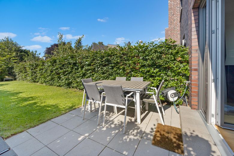 Hoogwaardig townhouse met dakterras en uitzicht op het water – Foto 10