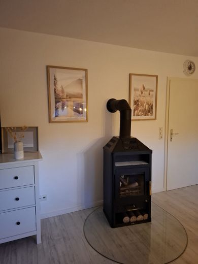 Einfamilienhaus mit Einliegerwohnung – Ofen oben